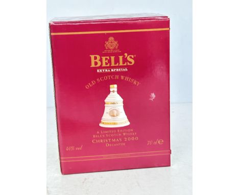 Bells extra special old scotch whisky limited edition Christmas 2000 boxed & unopened 70cl 