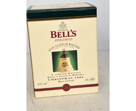 Bells extra special old scotch whisky limited edition Christmas 1998 boxed & unopened 70cl 