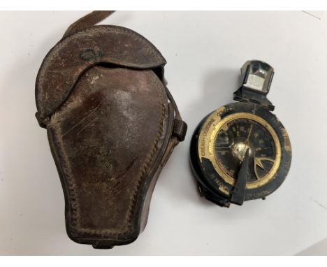 Military compass Creagh-Osbourne dated 1915 with original leather pouch