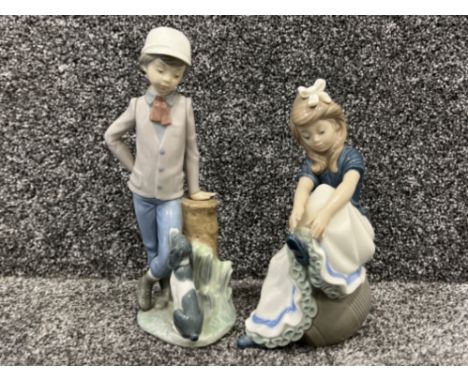 Nao by Lladro boy and girl