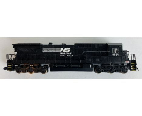 Spectrum N Gauge 85055 D8-40C Diesel Loco DCC Ready Norfolk Southern Livery #8654 UnboxedP&P group 1 (£16 for the first item 