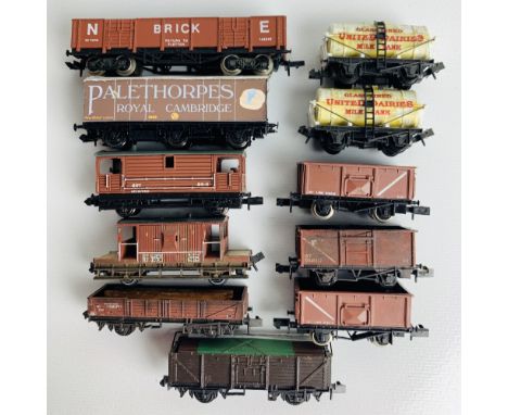 11x N Gauge Assorted Freight Wagons - All UnboxedP&P group 2 (£20 for the first item and £2.50 for subsequent items) 