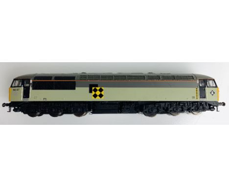 Hornby OO Gauge Class 56 127 BR Railfreight Livery Diesel Loco - UnboxedP&P group 1 (£16 for the first item and £1.50 for sub
