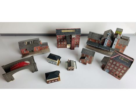 9x N Gauge Kit Built Buildings & Bridges - Mostly Metcalfe Card Kits - See PictureP&P group 2 (£20 for the first item and £2.