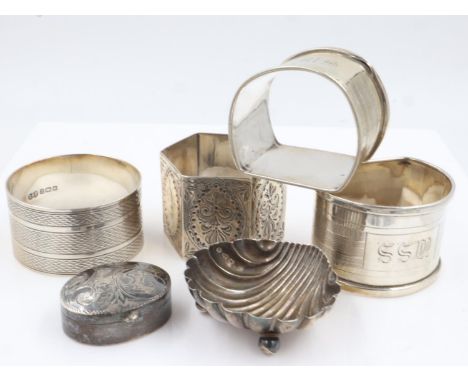 Collection of sterling silver items to include four napkin rings, a patch box and open salt, combined 101g. UK P&amp;P Group 