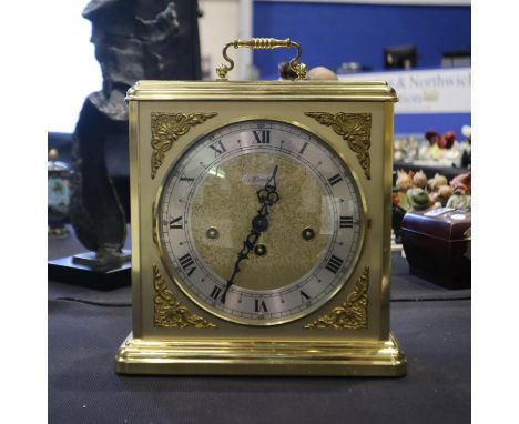 Hermle brass mechanical mantle clock, H: 26cm. UK P&amp;P Group 3 (£30+VAT for the first lot and £8+VAT for subsequent lots)