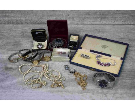 Costume jewellery to include 1930s and 1950s necklaces, brooches to include marcasite, silver Rennie Mackintosh style bangle,