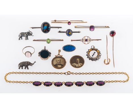 A mixed group of jewellery,  to include three sterling silver brooches of varying designs using butterfly wings; two elephant