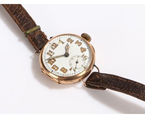 9 carat gold gentlemans wristwatch, the white dial with Arabic numerals and subsidiary seconds dial, manual wound, the case 3