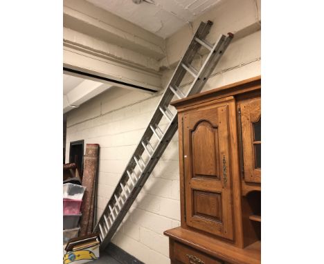 An aluminium two section extension ladder 