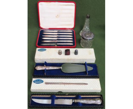Hallmarked silver GPO Telegraph Service 1935 holder, silver thimbles, silver topped dressing jar, plus silver handled flatwar