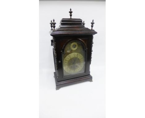 Large mantle clock 