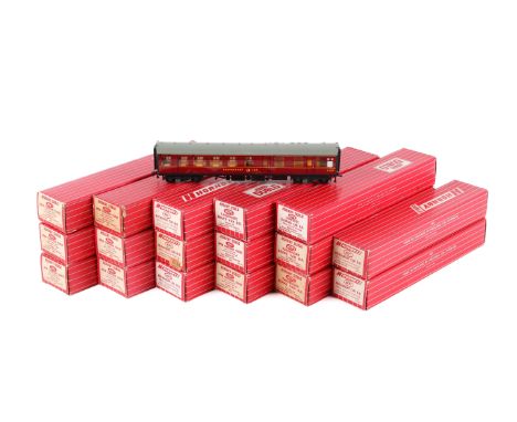 Seventeen boxed Hornby Dublo 00 gauge coaches. Comprising three 4075 Passenger Brake Vans, two 4071 Restaurant Cars, a 4078 C