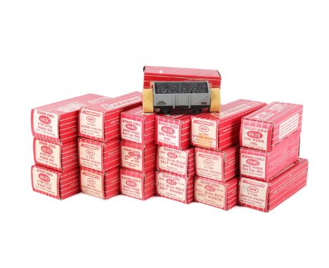 Nineteen boxed Hornby Dublo 00 gauge wagons. Comprising four 4640 Goods Wagons 'Steel Type', three 4630 8-Ton Cattle Wagons, 