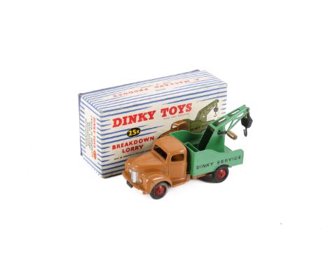 A Dinky Toys 25X 'Commer Breakdown Lorry'. Tan cab and chassis, green back and jib with "Dinky Service" in black on sides, si