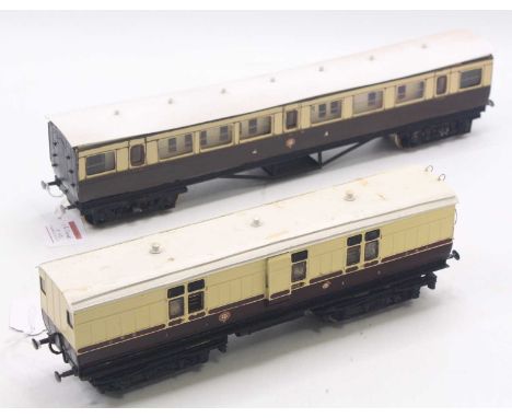 Two 0 gauge kit built GWR coaches to include a Metalmodels passenger luggage van, in GWR chocolate and cream, built and paint