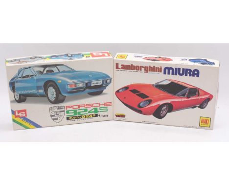 L.S 1.24 scale plastic kits, C610 Porsche 924S with opening doors/tailgate &amp; Otaki 1.24 OT394 Lamborghini Miura SV inc st