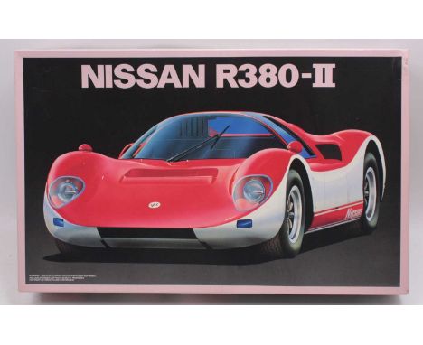 Fujimi 1.16 Enthusiast Model plastic kit,  RC118 1967 Nissan R 380-II Coupe inc Opening Gullwing doors/engine cover, Superdet