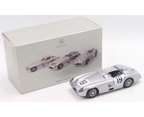 Minichamps Paul's Model Art Classic Collection 1/24th scale Mercedes Benz 300 SLR 1955 Le Mans, in its original polystyrene p