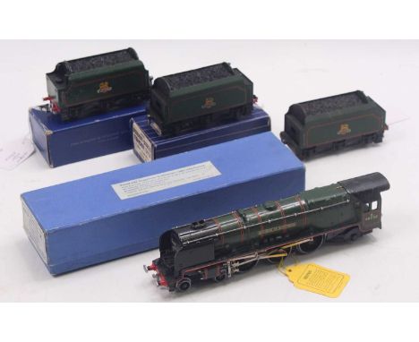 One Hornby-Dublo 3-rail loco with three tenders:EDL12 , 4-6-2 ‘Duchess of Montrose’ No.46232 BR lined gloss green, a few mark