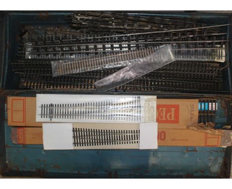 A large collection of mainly finescale 0 gauge track, to include two Marcway points, a large collection of Marcway sealed yar