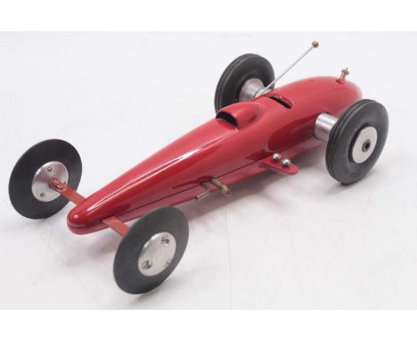 All cast aluminium 'bomb' style car with a very rare 1.5cc twinshaft diesel by Bill Bannister. Replica Raylite tyres and Bann