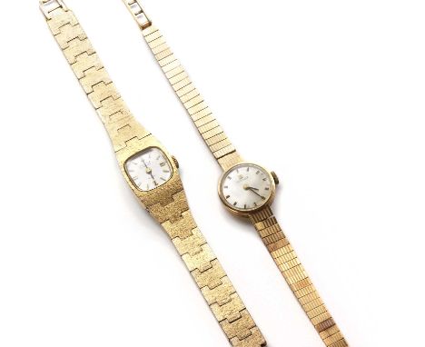A 9ct gold ladies' Tissot mechanical bracelet watch,a round champagne dial, 17mm diameter, case no.31891, raised gilt and bla