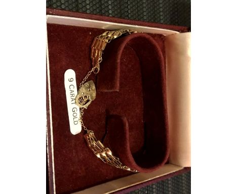 9ct 5 bar gate bracelet 4.99 grams 