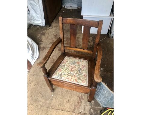 Oak commode armchair 