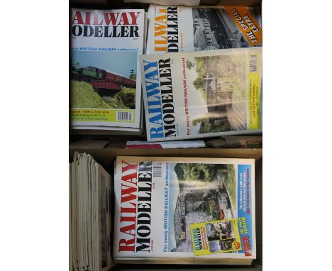 A quantity of Railway Modeller magazines and other model railway related documents 