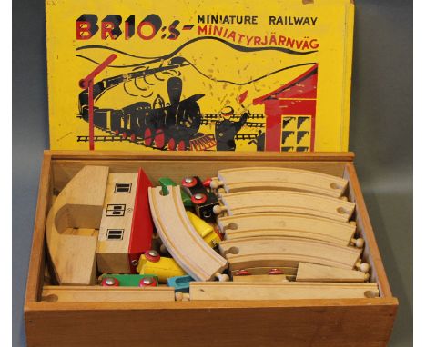 A Brio miniature railway set, model 31405
