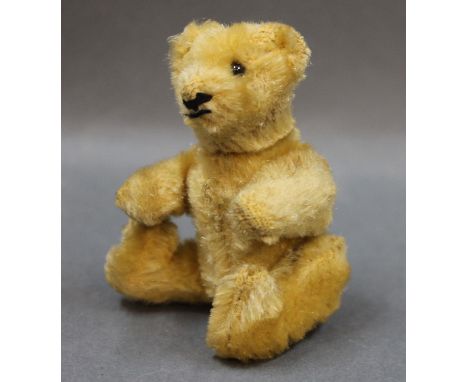 A 1950's Steiff Original teddy bear  in blonde, size 10cm 