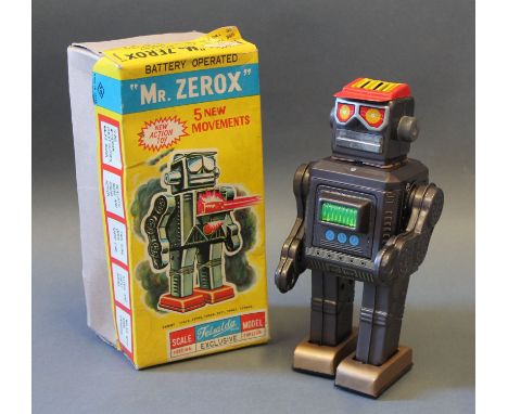 A boxed Telsalda Japanese battery operated "Mr.Zerox" robot toy  