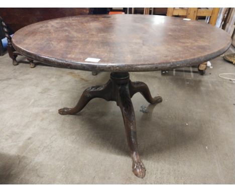 A George III mahogany circular tripod tea table 
