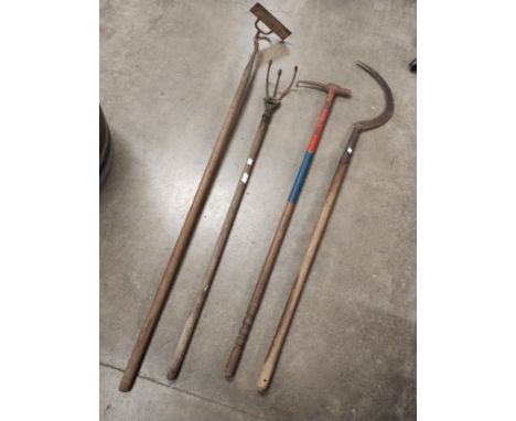 Four vintage gardening tools 