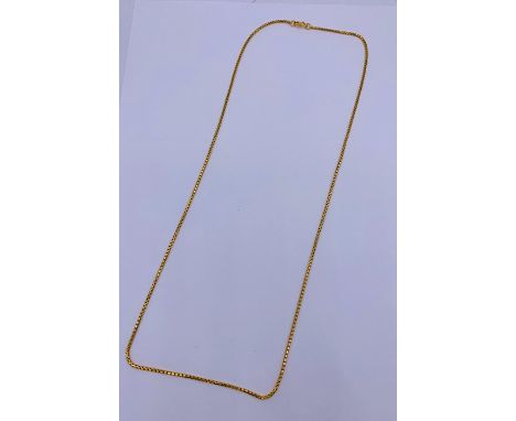 A 9ct yellow gold box chain (15.77g)