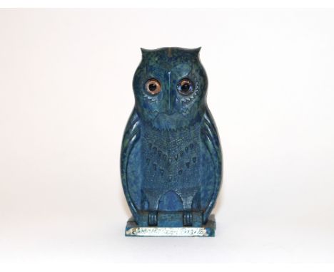 A Bourjos Bakelite owl compact