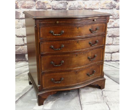 REPRODUCTION GEORGIAN-STYLE MAHOGANY SERPENTINE CHEST, fitted brushing slide and 4 long drawers, bracket feet, 70 x 49 x 77cm