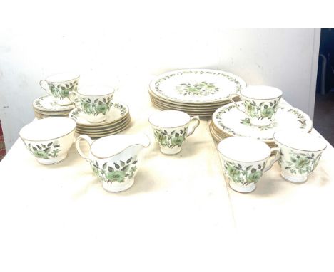 Part Colclough 8648 tea service 