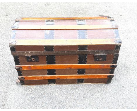 Vintage dome top travel trunk, approximate measurements Height 19 inches, Width 30 inches, Depth 17 inches 
