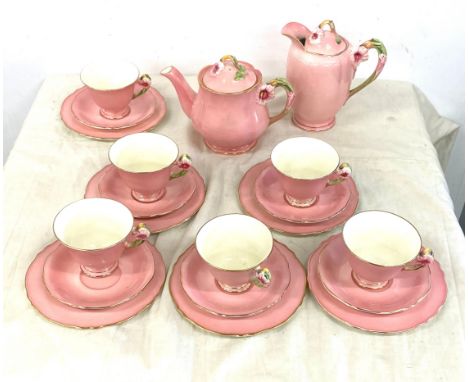 Tea service by Royal Winton, Petunia, AU8.RD.29414, missing sugar bowl and milk jug 