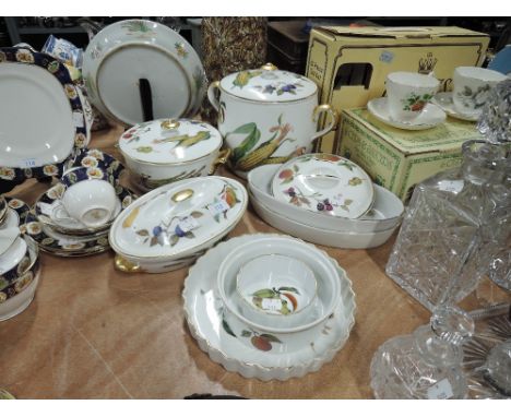 A selection of vintage table and kitchen wares by Royal Worcester in the Evesham pattern