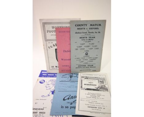 Vintage Non-League Football Programmes - Herts v Oxford (s/s 1920's), Dulwich Hamlet v Wycombe Wanderers (48/49), Worthing v 