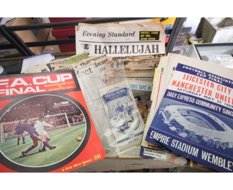 1949 Birmingham City v Portsmouth football programme played 18th April 1949 (t/c in pen) plus a quantity of football ephemera