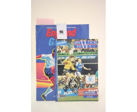 Football Autograph - Ipswich v Manchester United football programme from 1994 signed by George Best to cover, good example wi