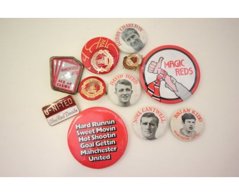 11 Vintage Manchester United badges and pins including Coffer, player pictures (Charlton, Kidd, Herd and Cantwell) etc