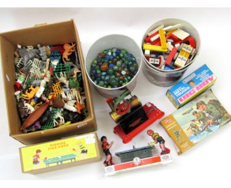 A mixed collection of vintage toys to include Mamod engine, a tin plate wind up ping pong game, a quantity of Lego, a quantit