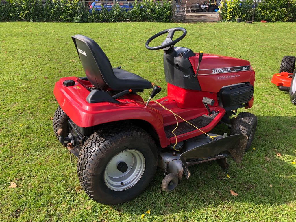 HONDA 4518 HYDROSTATIC 2CYLINDER LIQUID COOLED ENGINE RIDE ON LAWN
