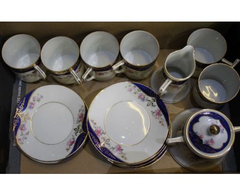 A coffee set, glass cruet, Maling jug, silver handled glove stretchers, button hook &amp; shoe horn &amp; small glass conserv