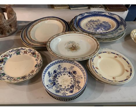 A LARGE COLLECTION OF EARLY CERAMIC MEAT PLATTERS AND PLATES 